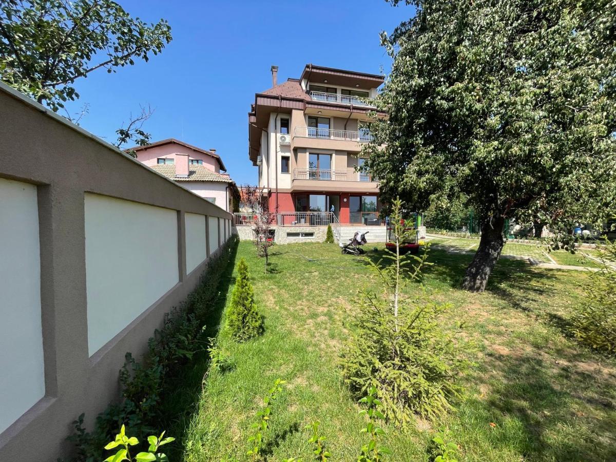 Zaraaparthotel Hotel apartamentowy *