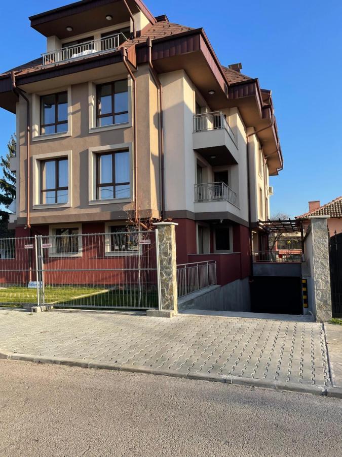 Zaraaparthotel *