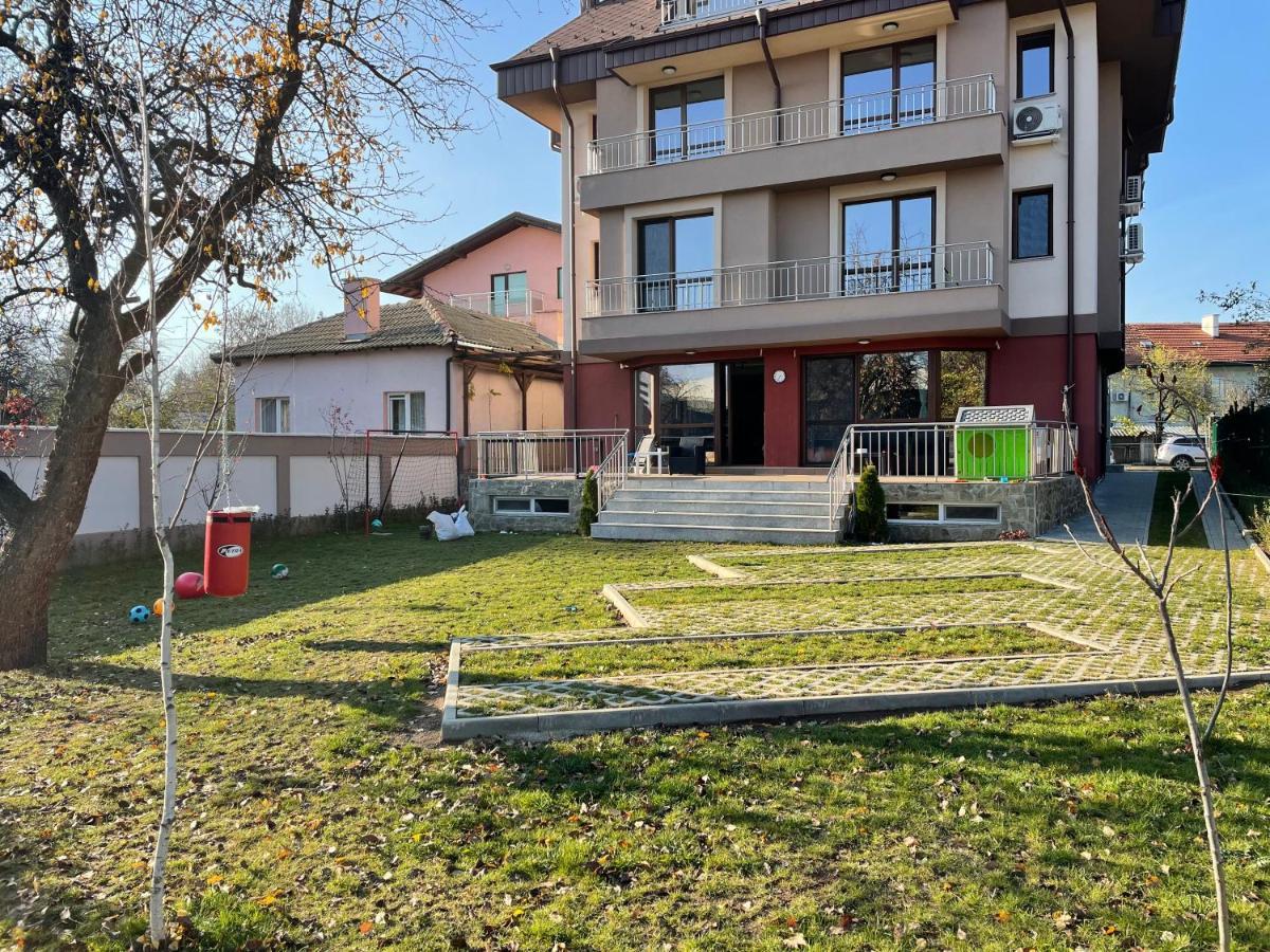 Zaraaparthotel Hotel apartamentowy *