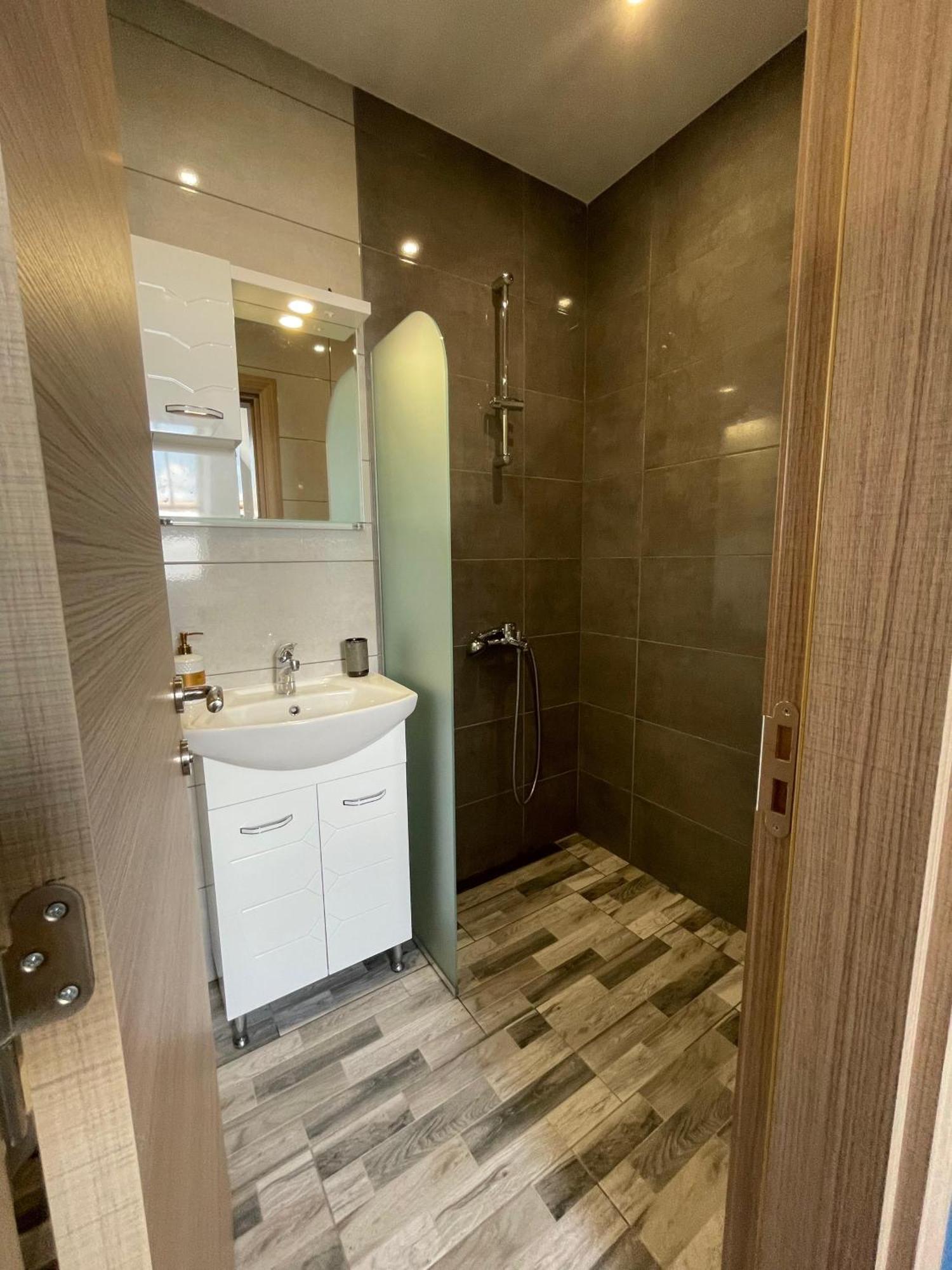 Zaraaparthotel Hotel apartamentowy